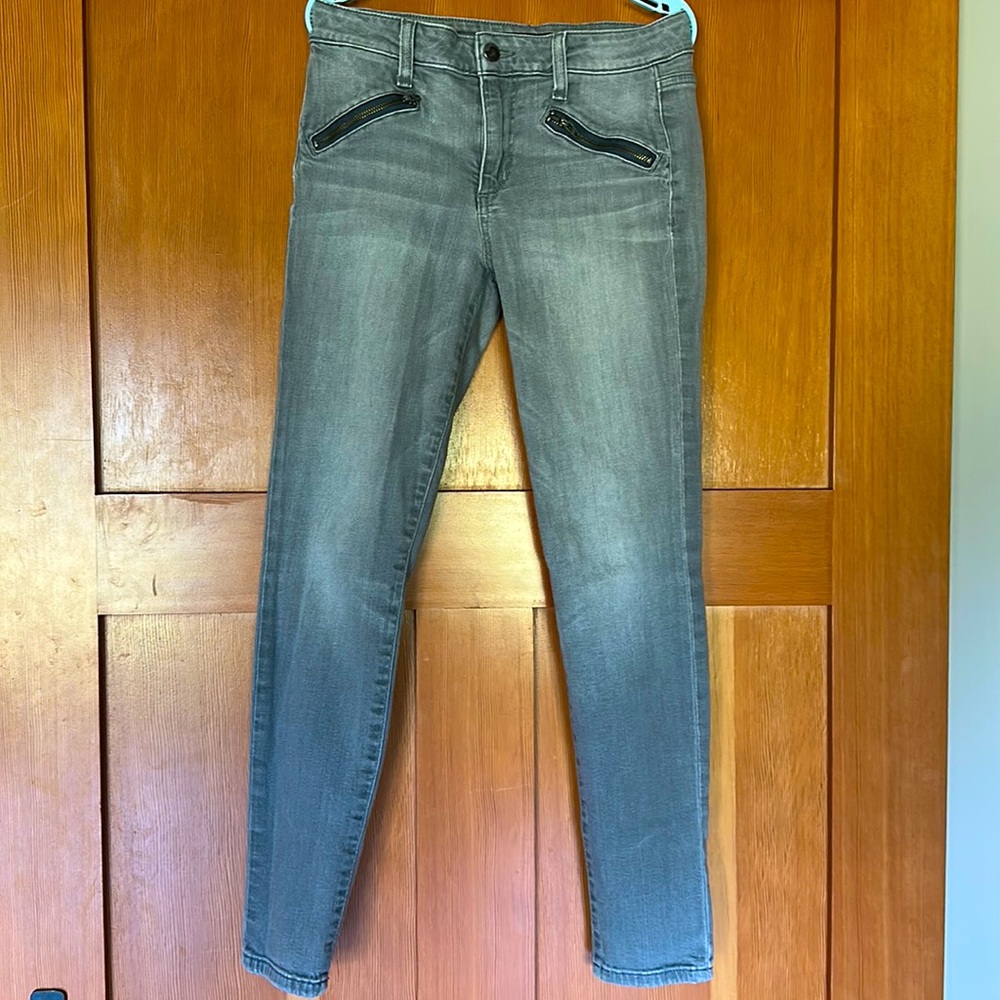 Soft Joe’s gray jeans.